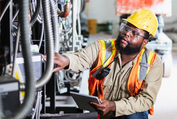 Best Electrical Contractors for Businesses  in Hallsville, MO